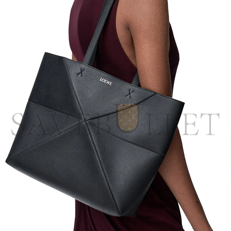 L0ew* MEDIUM HORIZONTAL PUZZLE FOLD TOTE IN SOFT GRAINED CALFSKIN A779PEWX04 (31.5*29*12.5cm)